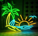 Neonowy znak z tropikalną palmą, surfowanie na plaży