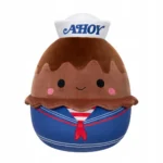 Maskotka Squishmallows Stranger Things Ahoy Chocolate Pudding 25 cm 4