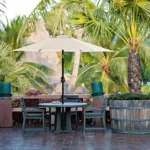 Parasol klasyczny Songmics beże i brązy 200 x 230 cm 4