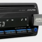 Radio samochodowe Alpine UTE-200BT 1 DIN FM AM USB AUX Bluetooth multicolor